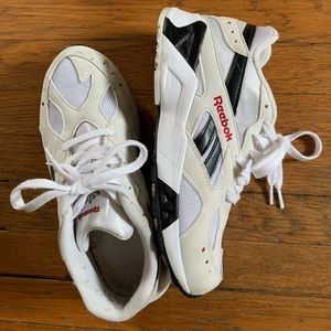 Reebok sneakers size 8